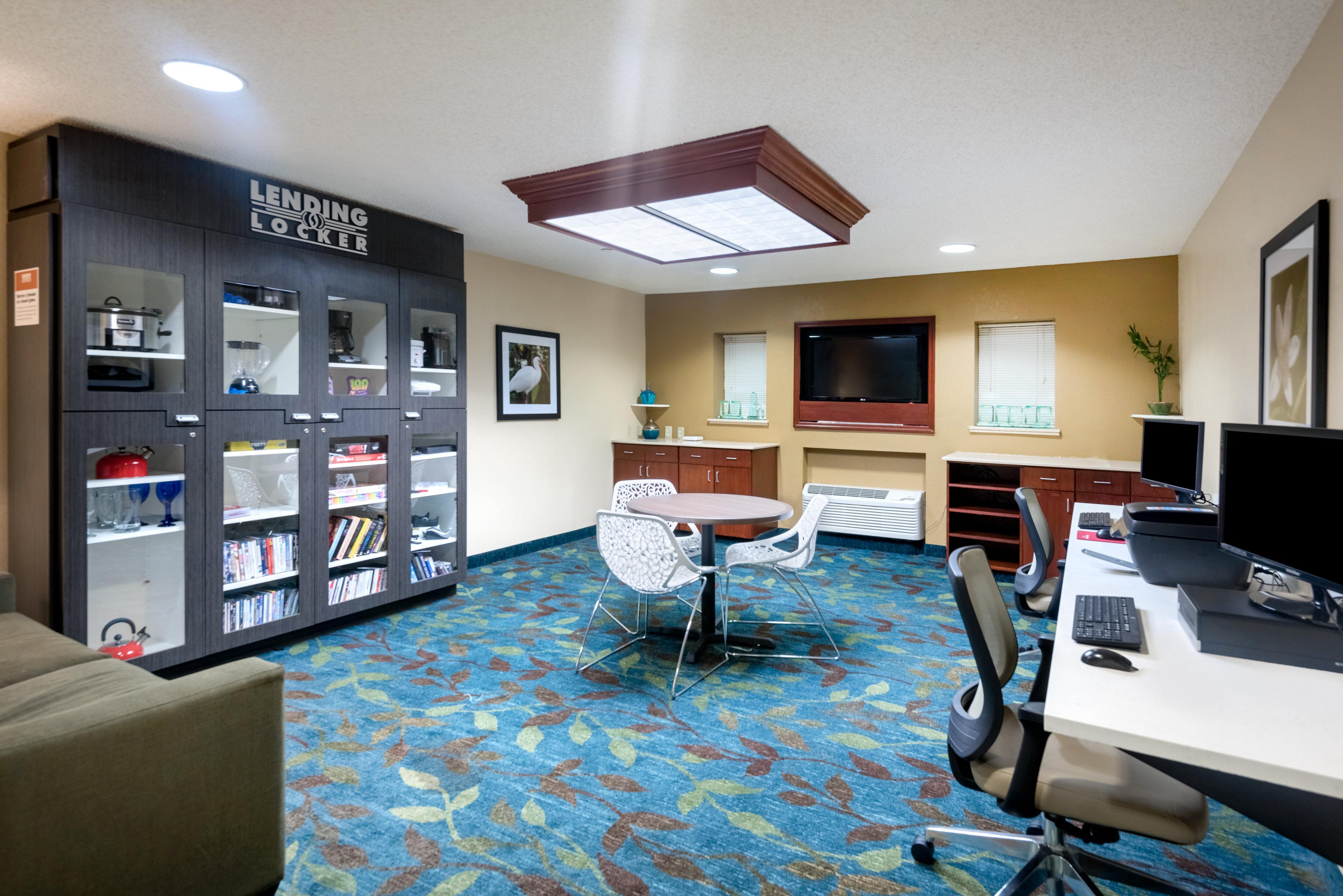 Candlewood Suites Lake Mary By Ihg Bagian luar foto
